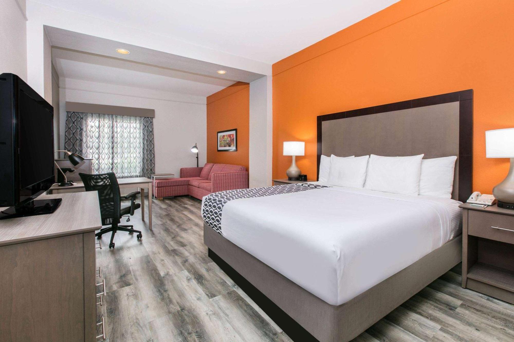 Hotel La Quinta By Wyndham Fredericksburg Esterno foto