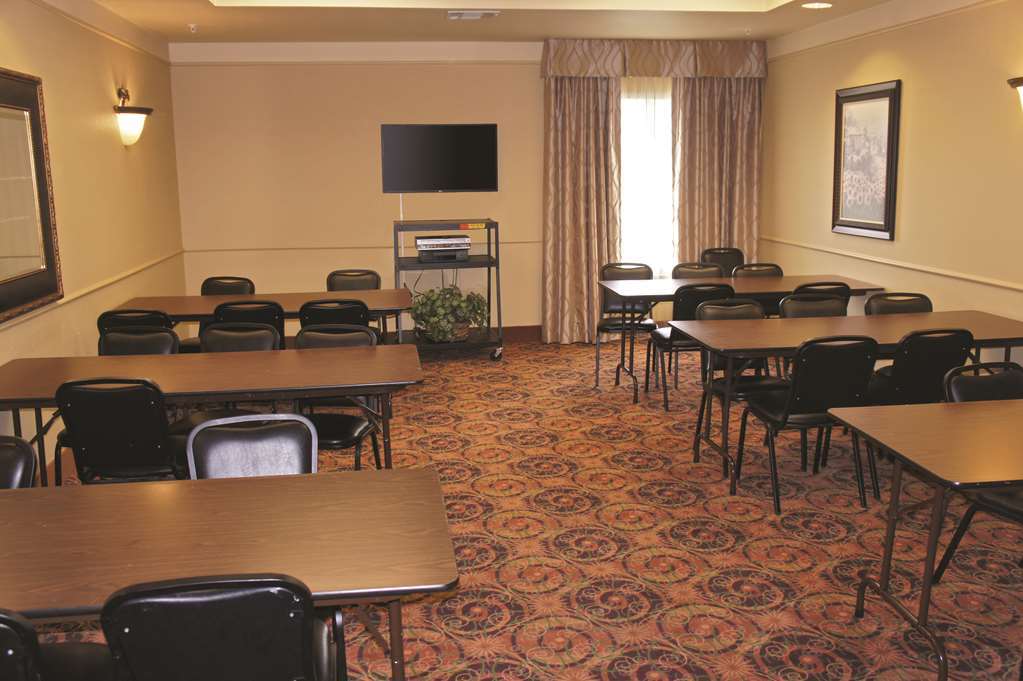 Hotel La Quinta By Wyndham Fredericksburg Servizi foto